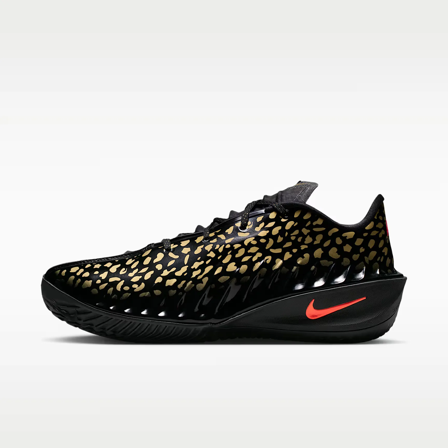 000000_Nike-G.T.-Cut-4-"Victor-Wembanyama"_Gold-Panther_IU1960-001_img0